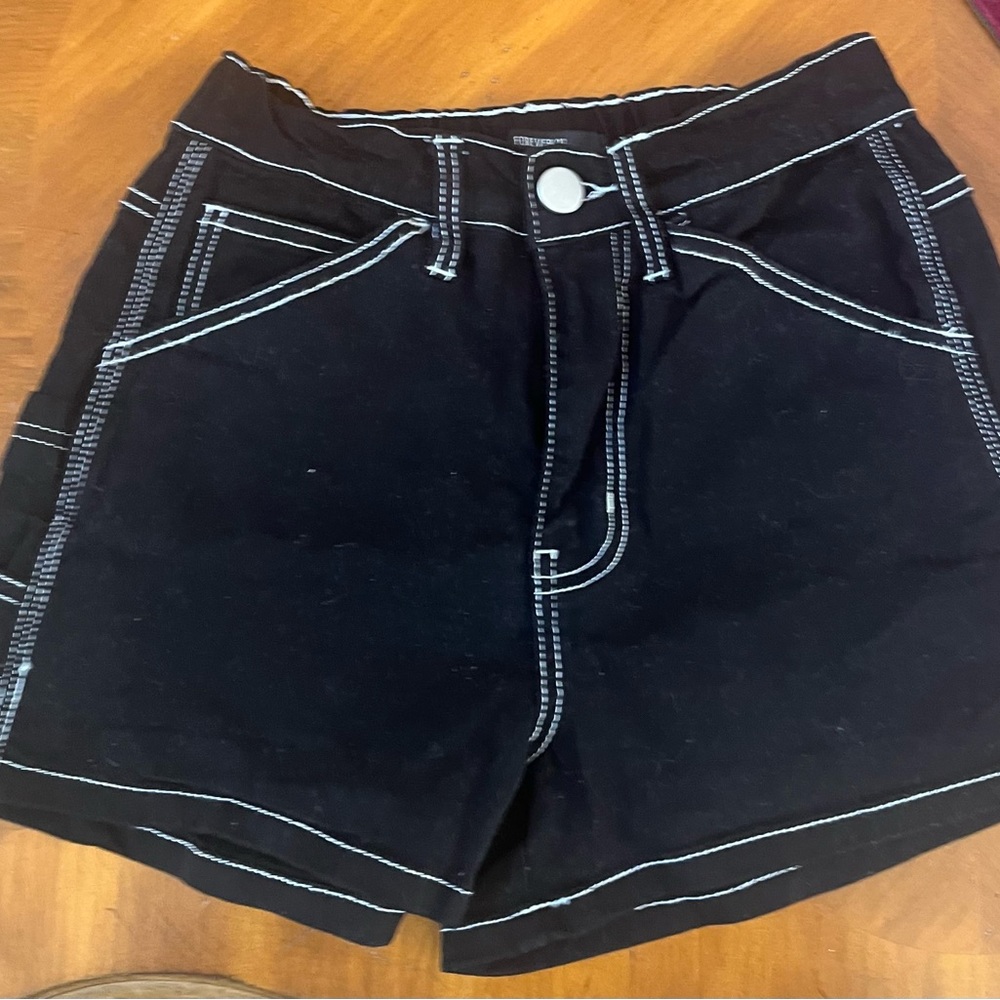Forever 21 women’s Jean shorts size XS